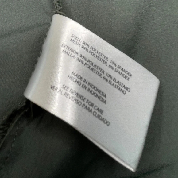 Orvis Skort Quick Dry Green Camo Size Medium Travel Pockets Outdoor Active - Picture 7 of 9